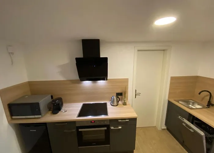 Schoene Wohnung Mit Garten Beim Outletcenter 5 Km