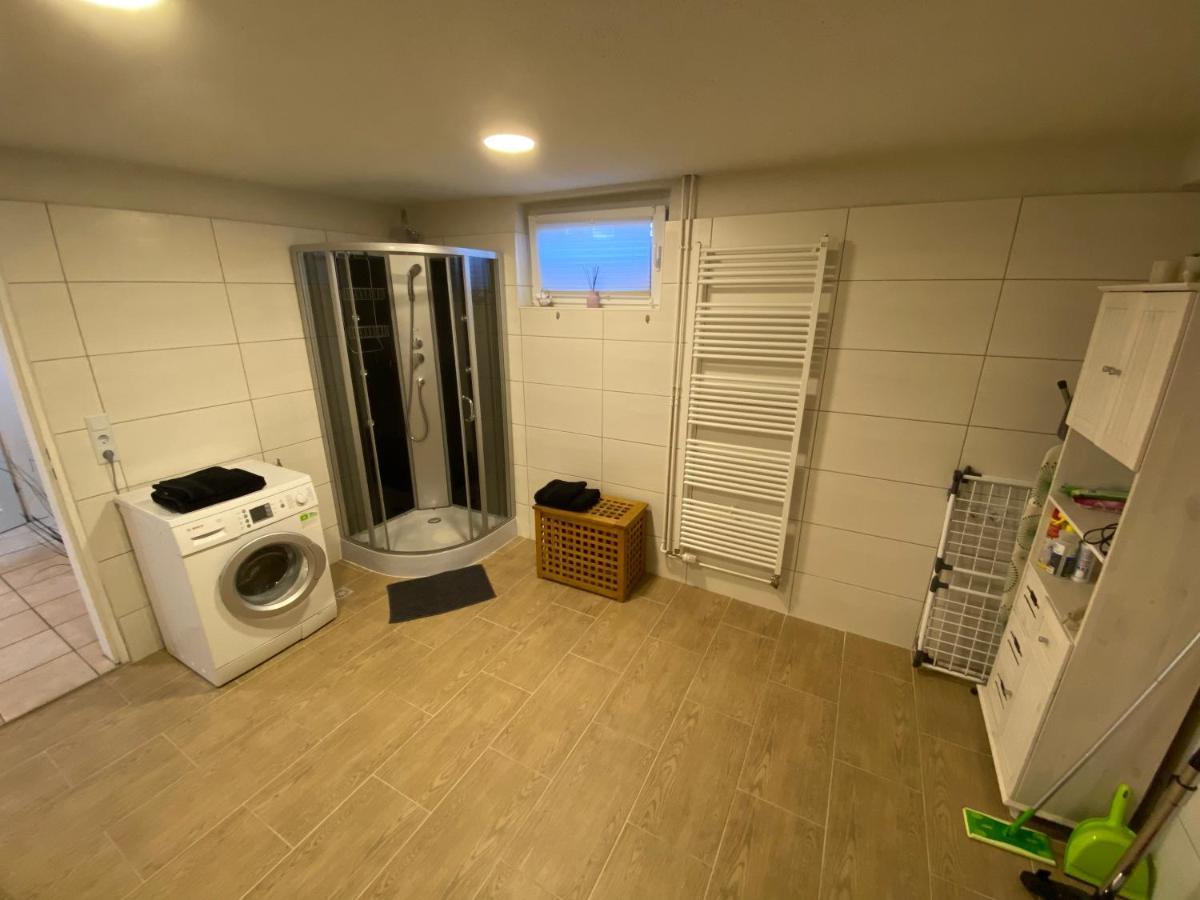Schoene Mit Garten Beim Outletcenter 5 Km * Boostedt