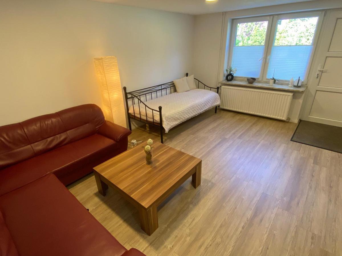 Apartment Schoene Mit Garten Beim Outletcenter 5 Km Boostedt