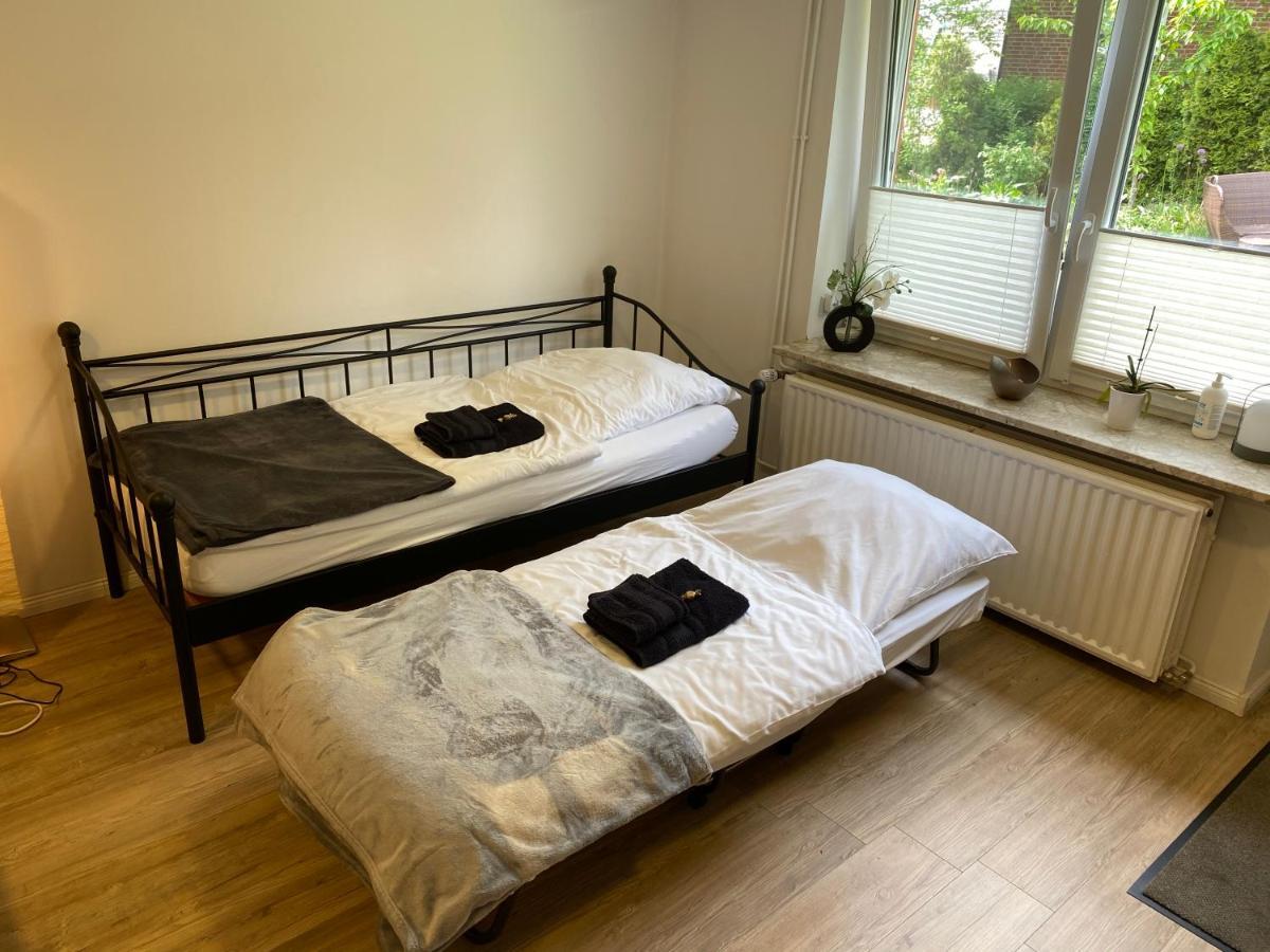 Schoene Mit Garten Beim Outletcenter 5 Km Apartment Boostedt